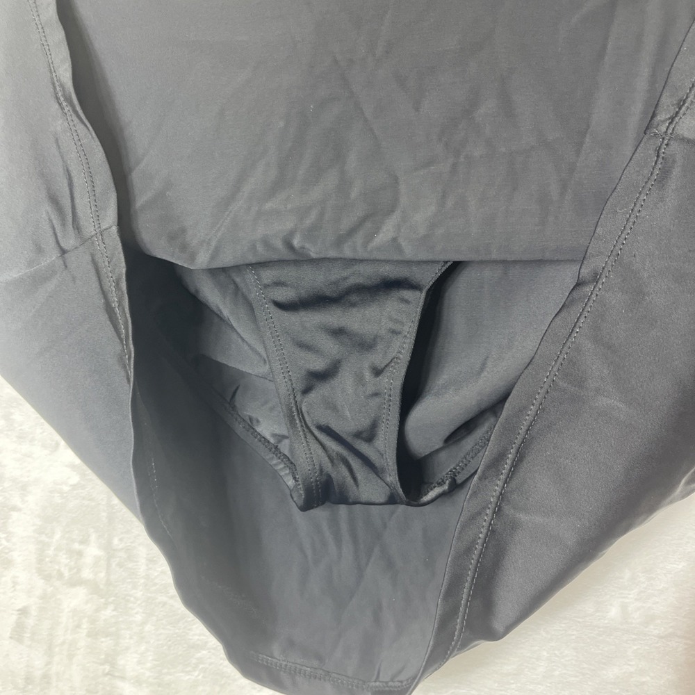A Shore Fit Women's Swim Skort Bottom Skirt Shorts Black Size 12 - Picture 5 of 6